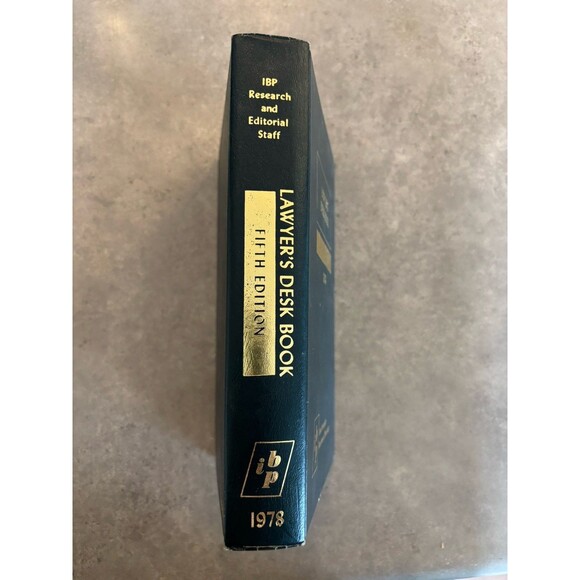 Lawyer’s Desk Book 5th Edition William J Casey Hardcover 1978 HC Very Good Cond - Picture 2 of 4